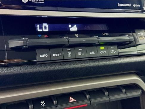 Used 2022 Toyota Tundra SR5 w/ Convenience Package RWD image 15