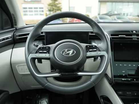 Used 2022 Hyundai Tucson Limited image 18
