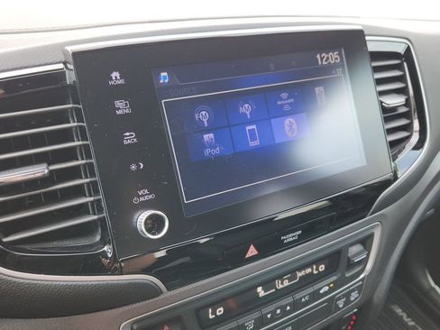 Used 2022 Honda Ridgeline RTL image 16