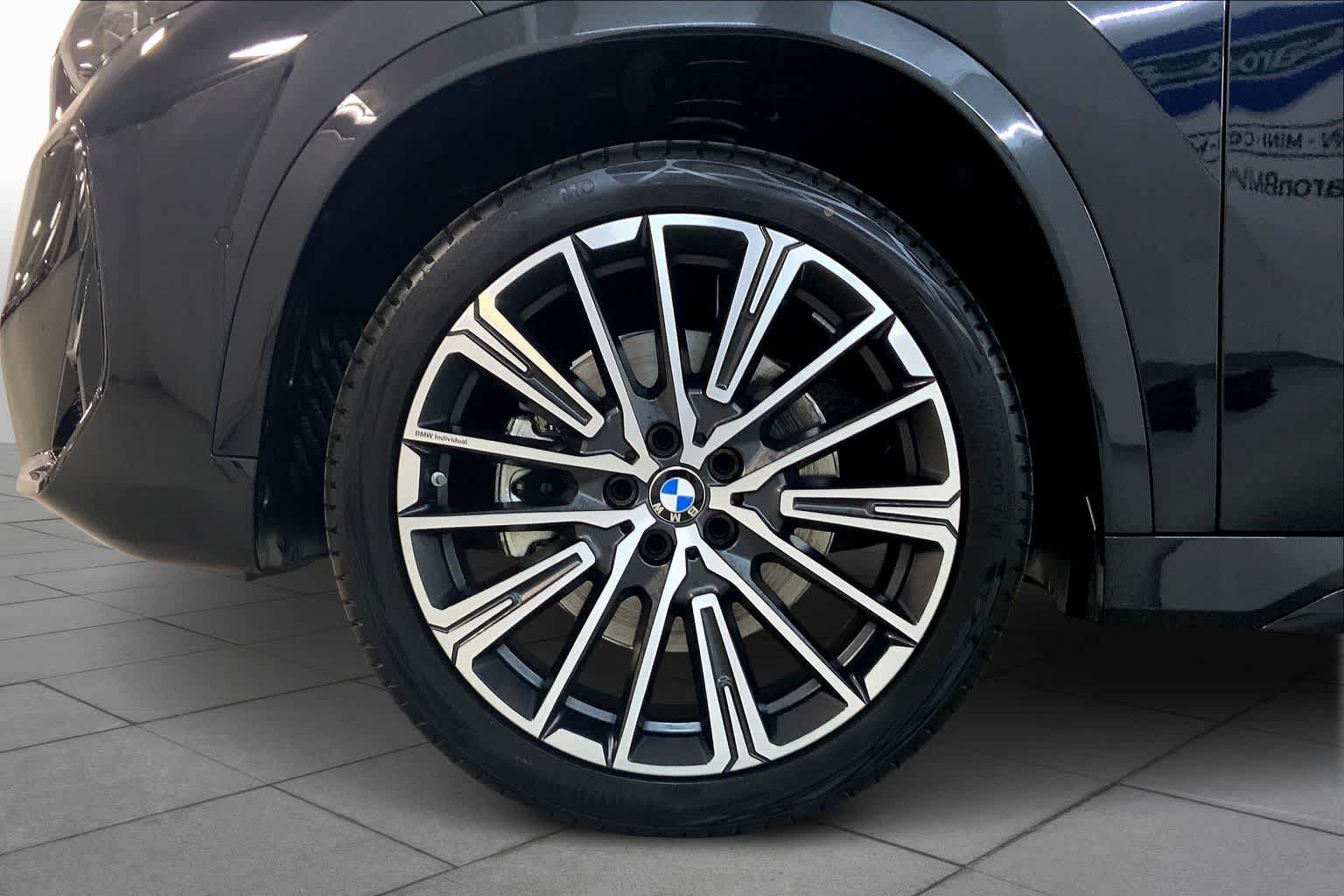 Used 2026 BMW X1 xDrive28i w/ M Sport Package AWD/4WD image 11