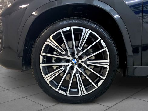 Used 2026 BMW X1 xDrive28i w/ M Sport Package AWD/4WD image 11