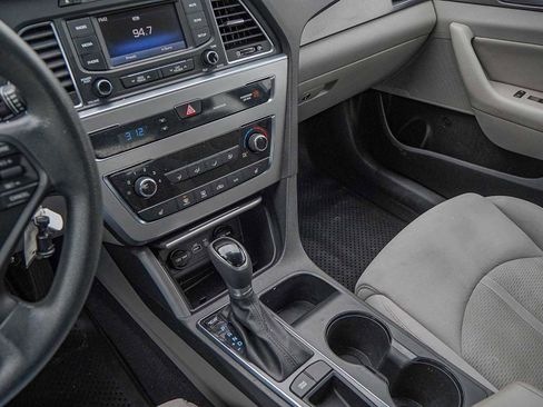 Used 2015 Hyundai Sonata Sport image 17