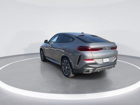 New 2026 BMW X6 xDrive40i w/ Climate Comfort Package image 6
