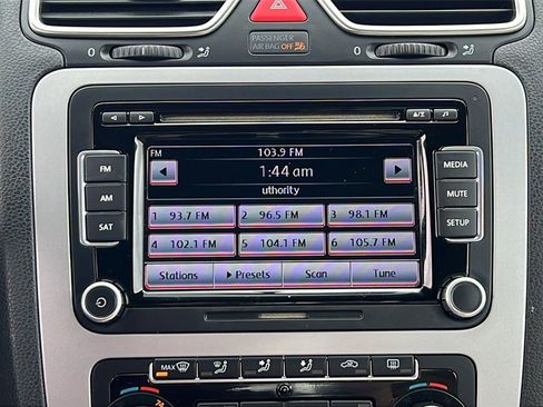 Used 2012 Volkswagen Eos Komfort image 24