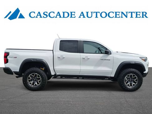 Certified 2026 Chevrolet Colorado ZR2 w/ Technology Package AWD/4WD image 13