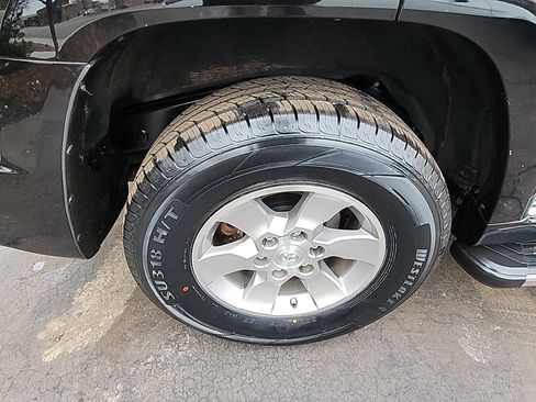 Used 2010 Toyota 4Runner Limited image 27