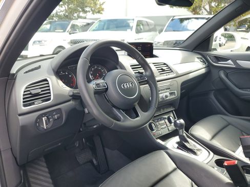 Used 2016 Audi Q3 2.0T Premium Plus w/ Technology Package image 15