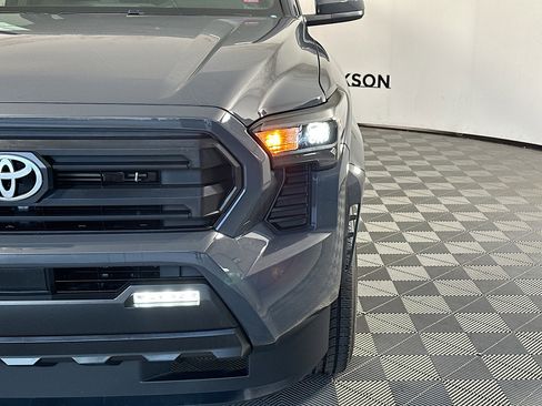 Used 2024 Toyota Tacoma Limited image 9