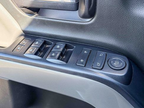 Used 2017 Chevrolet Silverado 2500 LT w/ LT Convenience Package AWD/4WD image 46