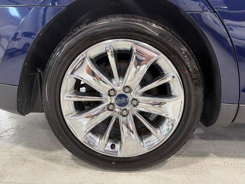 Used 2011 Ford Taurus Limited w/ 301A Rapid Spec Order Code FWD image 11