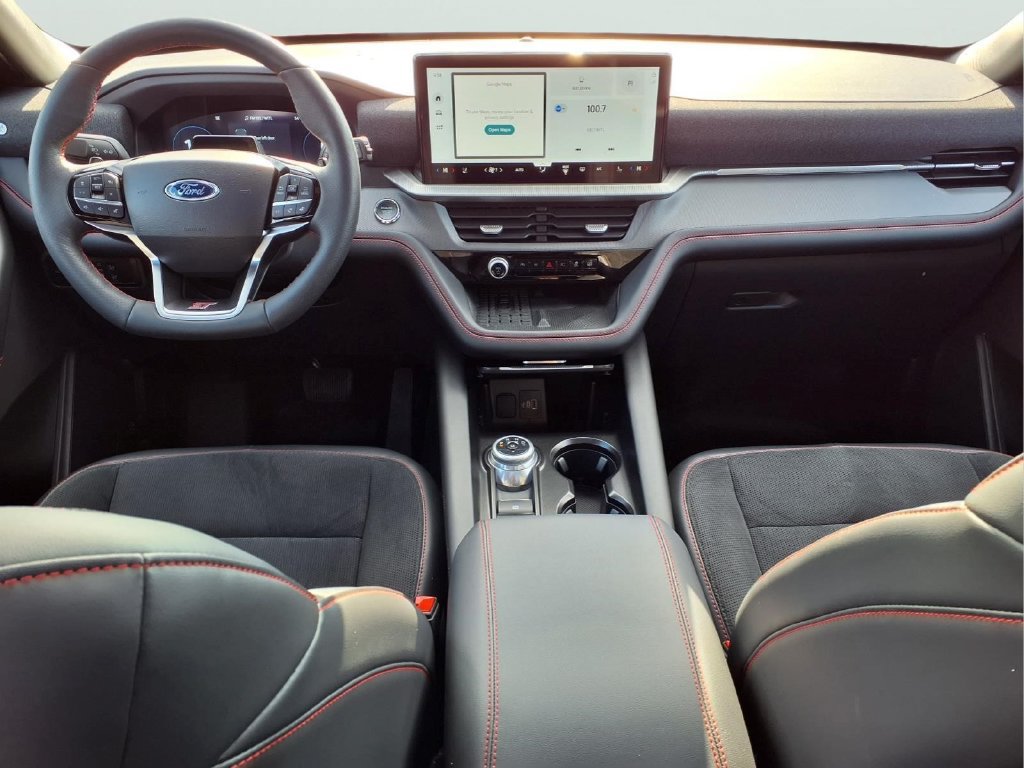 Used 2025 Ford Explorer ST AWD/4WD image 12