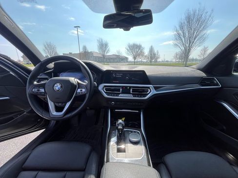 Used 2020 BMW 330i xDrive Sedan w/ Convenience Package image 15