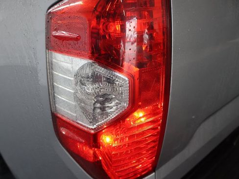 Used 2016 Toyota Tundra SR5 w/ SR5 Upgrade Package image 28