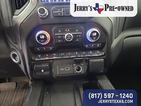 Used 2022 GMC Sierra 2500 Denali w/ Denali Ultimate Package image 12