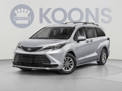 Used 2025 Toyota Sienna LE