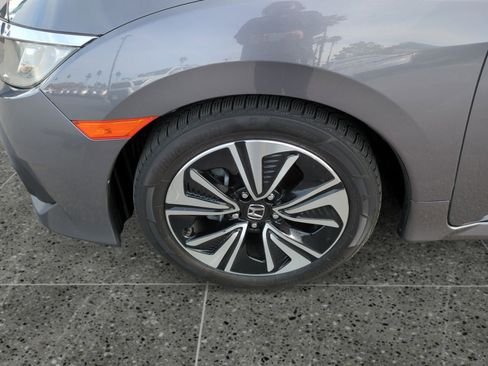 Used 2017 Honda Civic EX-L image 14