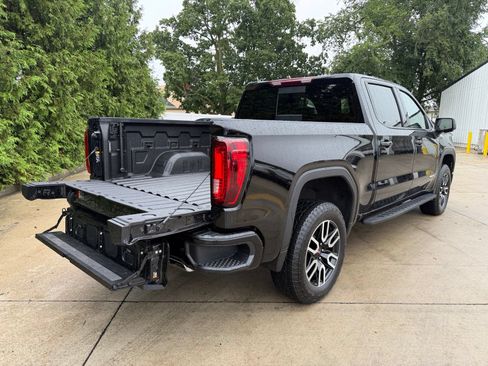 Used 2025 GMC Sierra 1500 AT4 AWD/4WD image 33