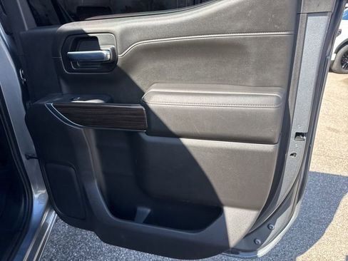 Used 2021 Chevrolet Silverado 1500 LT Trail Boss w/ Bed Protection Package image 40