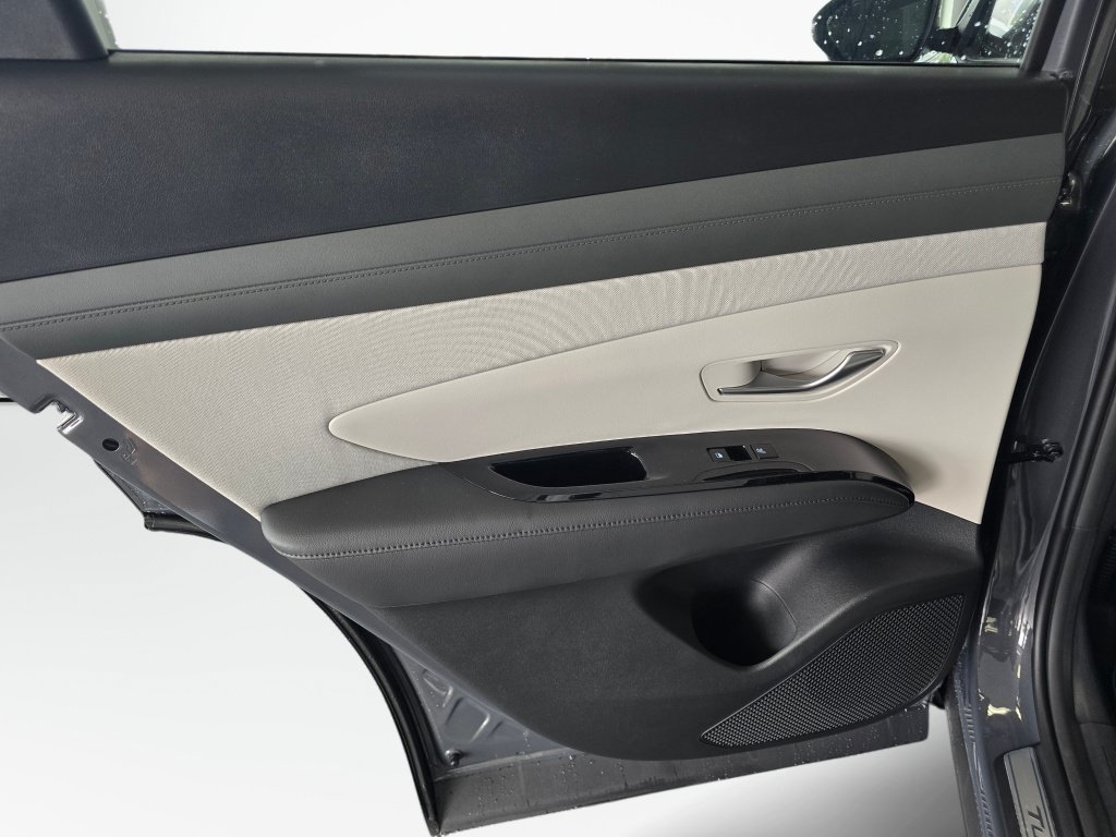 New 2026 Hyundai Tucson Limited AWD/4WD image 38