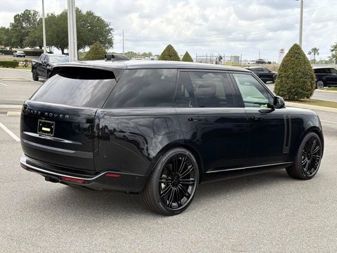 New 2026 Land Rover Range Rover Long Wheelbase SE AWD/4WD image 5