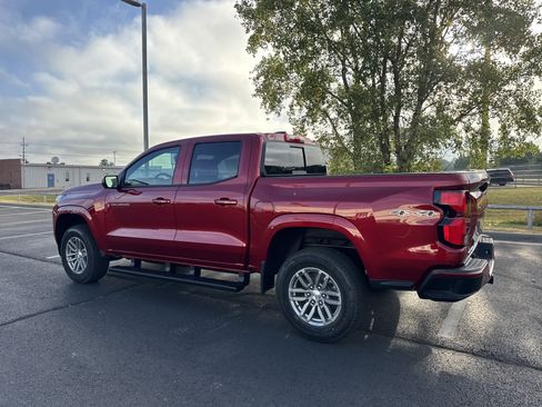 New 2026 Chevrolet Colorado LT w/ LT Convenience Package AWD/4WD image 2
