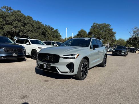New 2026 Volvo XC60 B5 Plus w/ Protection Package Premier image 2