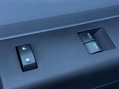 Used 2016 Ford F250 XL w/ Power Equipment Group image 12