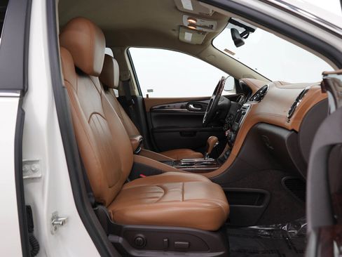 Used 2014 Buick Enclave Leather FWD image 11