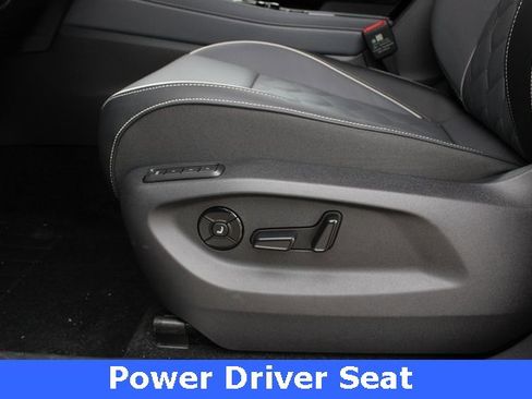 New 2026 Volkswagen Tiguan SEL R-Line image 4