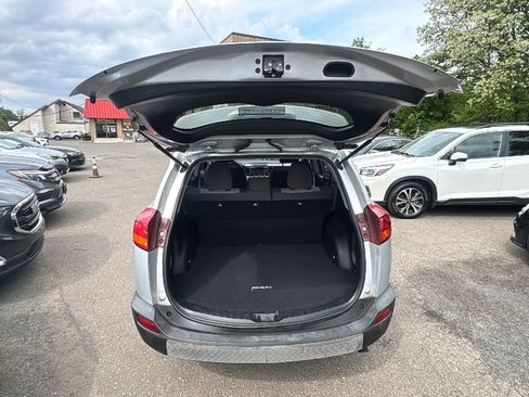 Used 2015 Toyota RAV4 LE AWD/4WD image 15