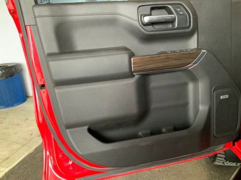 Used 2019 Chevrolet Silverado 1500 LT Trail Boss image 14