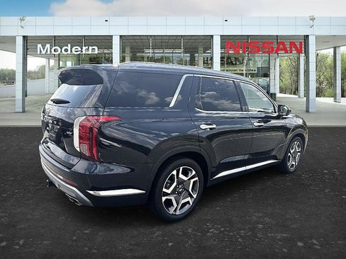 Used 2025 Hyundai Palisade Limited AWD/4WD image 5