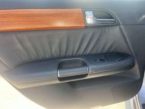 Used 2007 INFINITI M35 w/ Technology Pkg RWD image 20