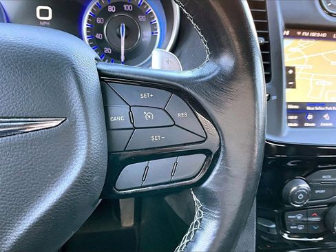 Certified 2021 Chrysler 300 S image 29