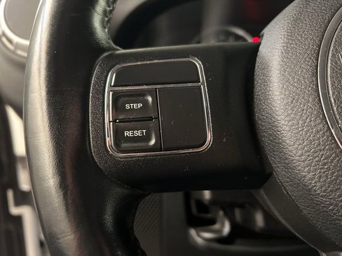 Used 2016 Jeep Wrangler Unlimited Sahara w/ Dual Top Group image 16