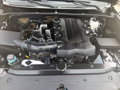 Used 2024 Toyota 4Runner SR5 Premium image 30