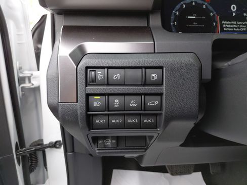 New 2025 Toyota 4Runner TRD Off-Road Premium AWD/4WD image 37