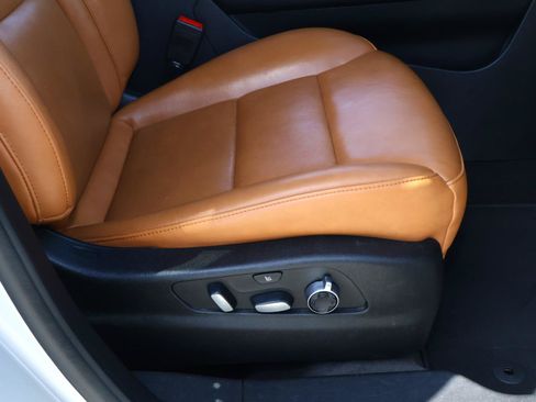 Used 2022 Cadillac XT4 Sport FWD image 23