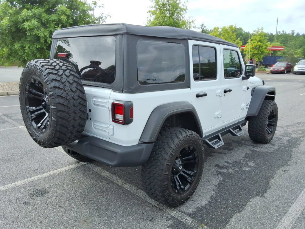 Used 2018 Jeep Wrangler Unlimited Sport AWD/4WD image 5