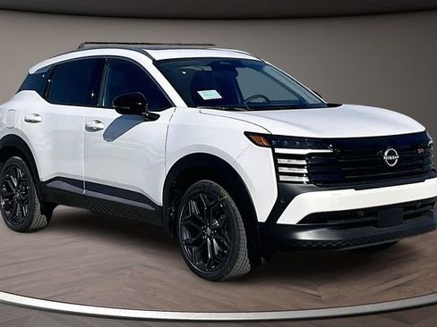 New 2026 Nissan Kicks SR w/ SR Premium Package image 2