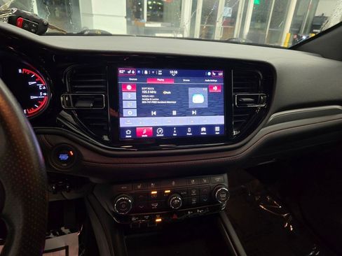 Used 2024 Dodge Durango GT RWD image 22