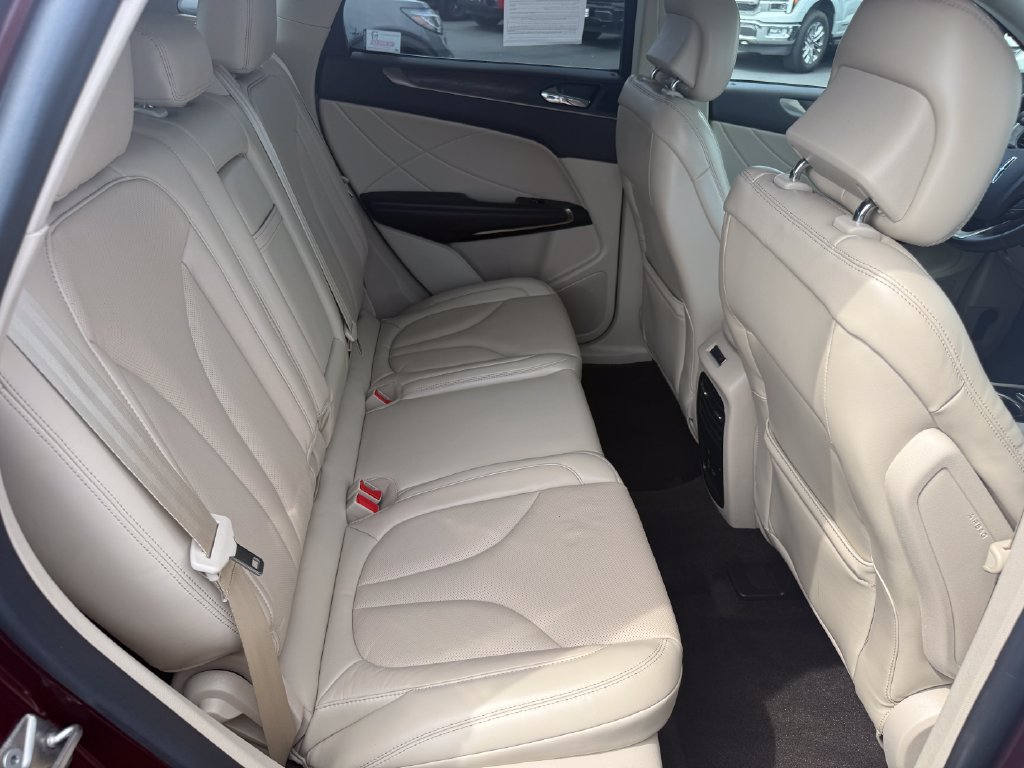 Used 2019 Lincoln MKC Reserve w/ MKC Climate Package AWD/4WD image 22
