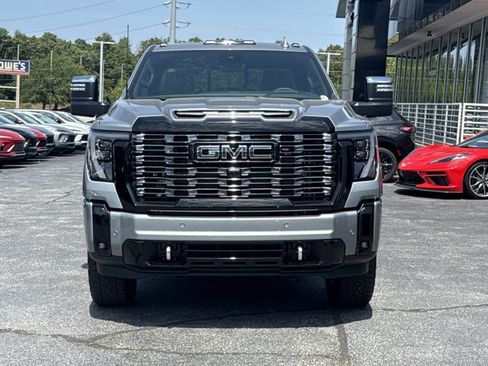 New 2026 GMC Sierra 2500 Denali Ultimate AWD/4WD image 11