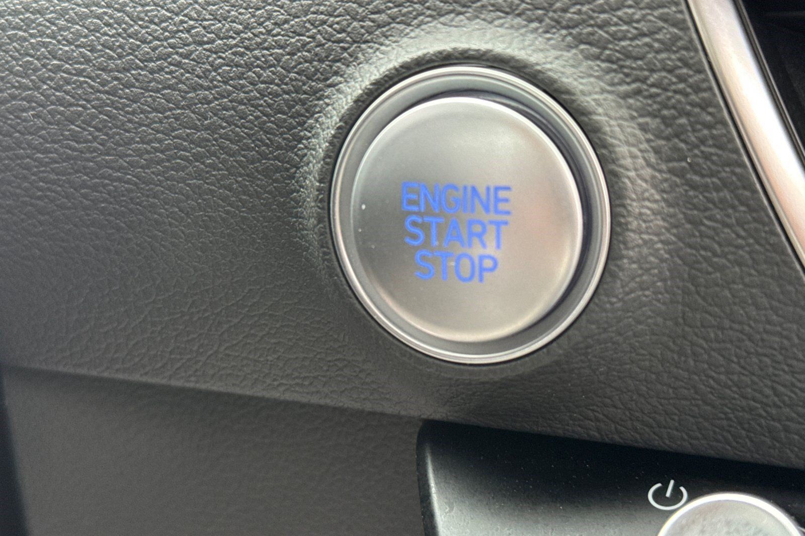 Used 2024 Hyundai Sonata SEL FWD image 15