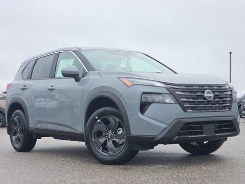 New 2026 Nissan Rogue SV w/ Cold Weather Package AWD/4WD image 2