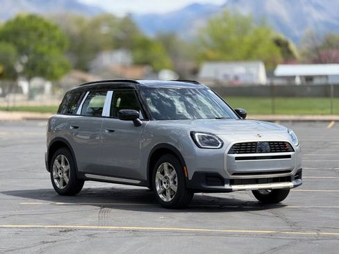 New 2026 MINI Cooper Countryman S image 3