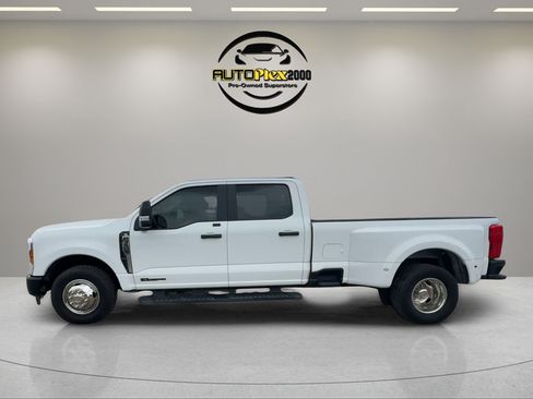 Used 2024 Ford F350 XL w/ XL Driver Assist Package RWD image 4