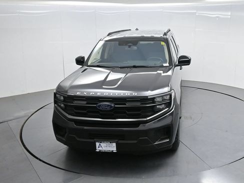 Used 2025 Ford Expedition Max Active RWD image 52
