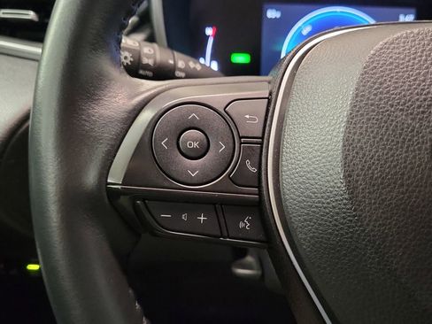 Used 2024 Toyota Corolla Cross XSE w/ Convenience Package image 21