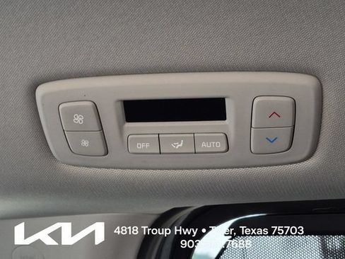 Certified 2024 Kia Carnival EX FWD image 29